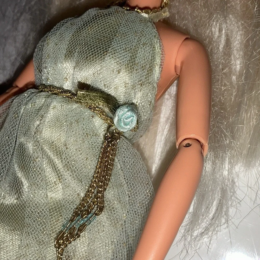 Barbie Olympic Gymnast 1996 Articulated Atlanta Games Vintage 90s In Green Dress